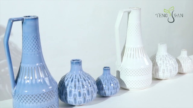 花瓶　置物　壺 楽天市場】多本挿しセラミックベース 壺型 花器 花瓶 置き物